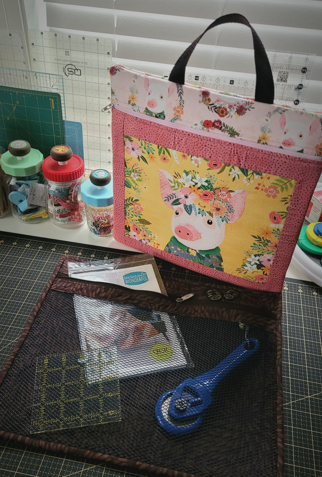 Zippy Project Bags with a Twist
