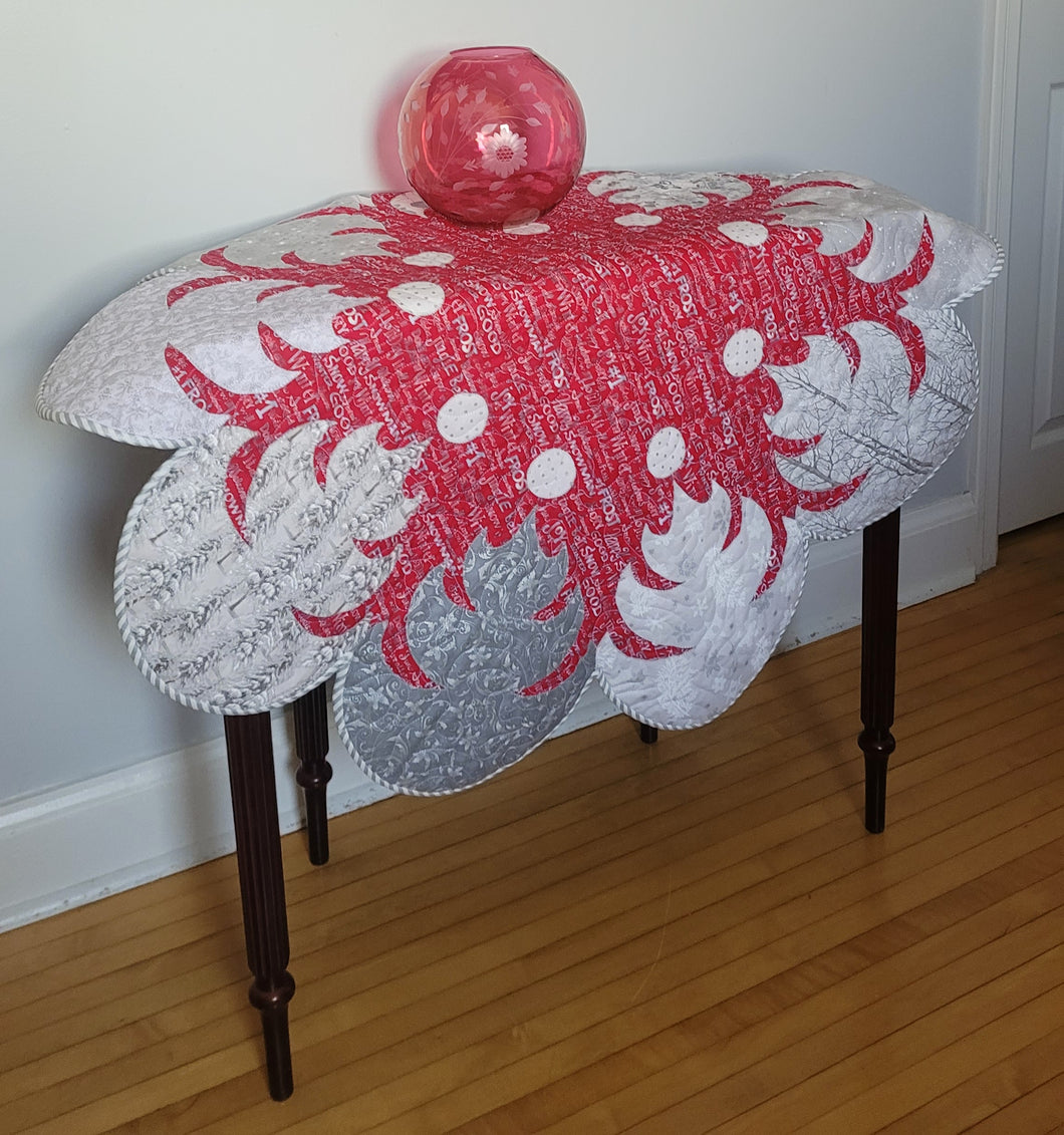 Trees All Around Table Topper/Tree Skirt