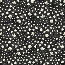Load image into Gallery viewer, Canadian Classics 3 - Canada Leaf, Black/Cream
