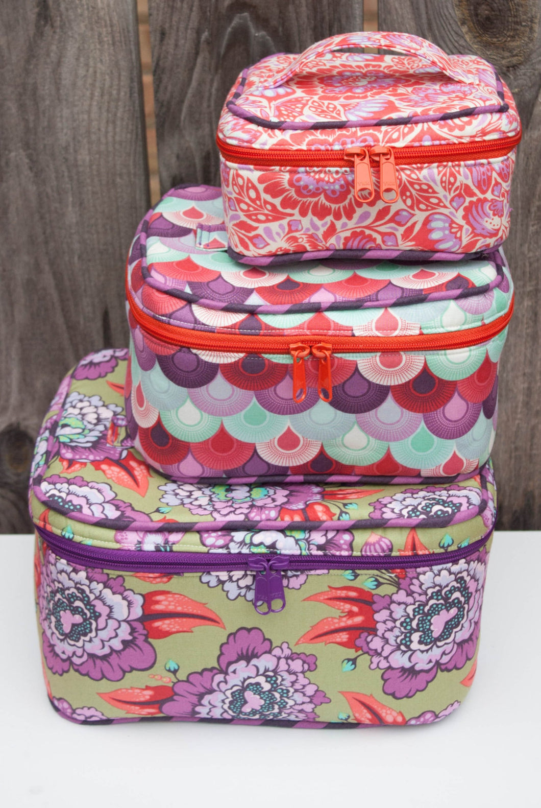 Crimson & Clover Train Case